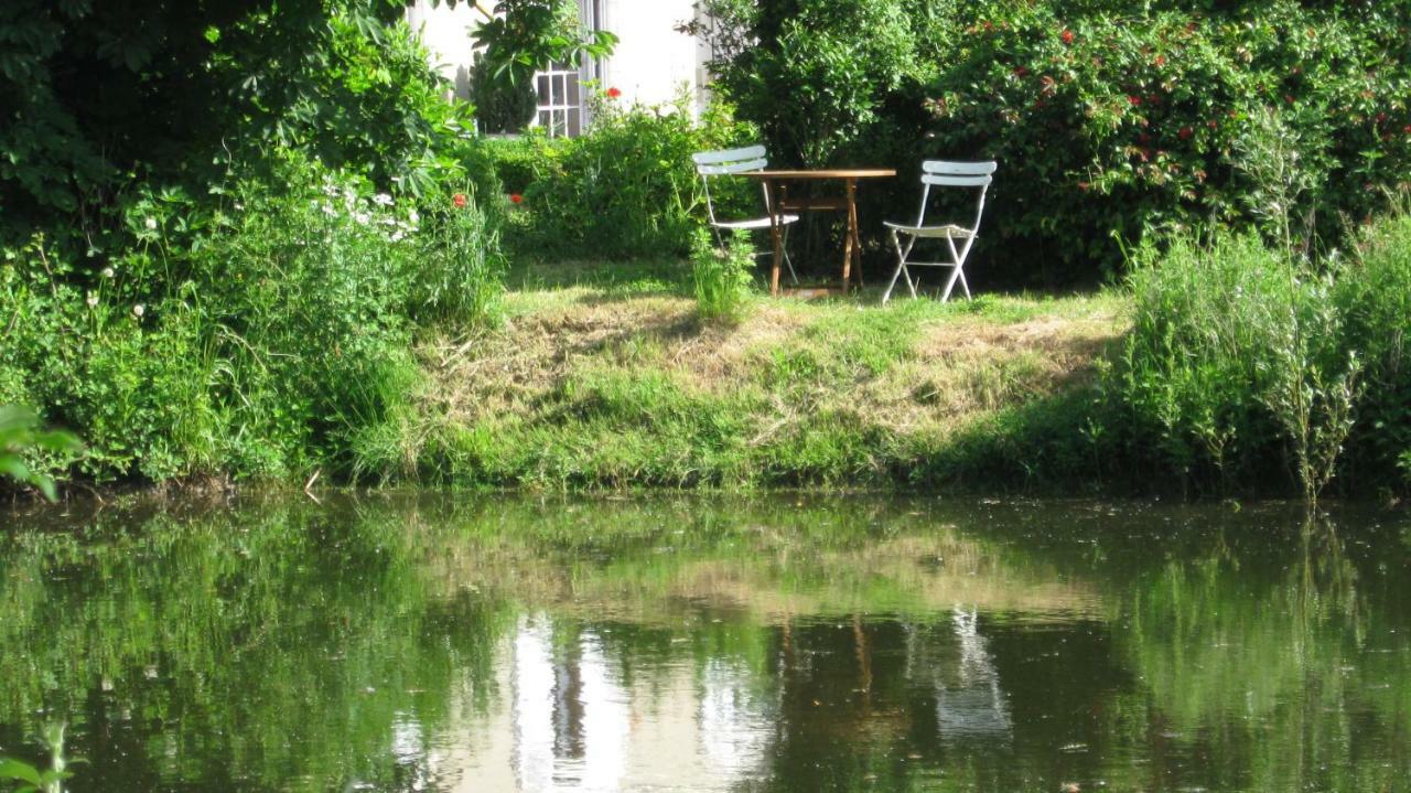 Le Petit Bois Bed & Breakfast Chateau-la-Valliere Eksteriør bilde